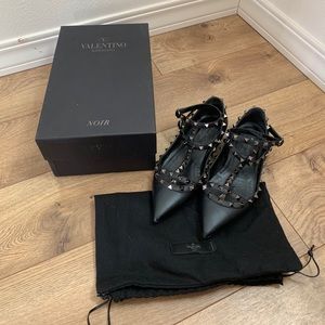 Valentino noir flats